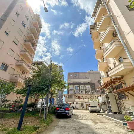 Studio 1082 Durrës
